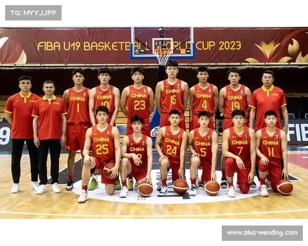 中国U19男篮赴塞尔维亚备战 U19世界杯 中国U19男篮赴塞尔维亚备战 U19世界杯